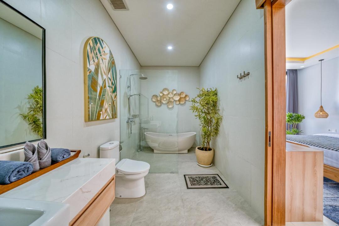 Photo of Bathroom in Sunset Road
