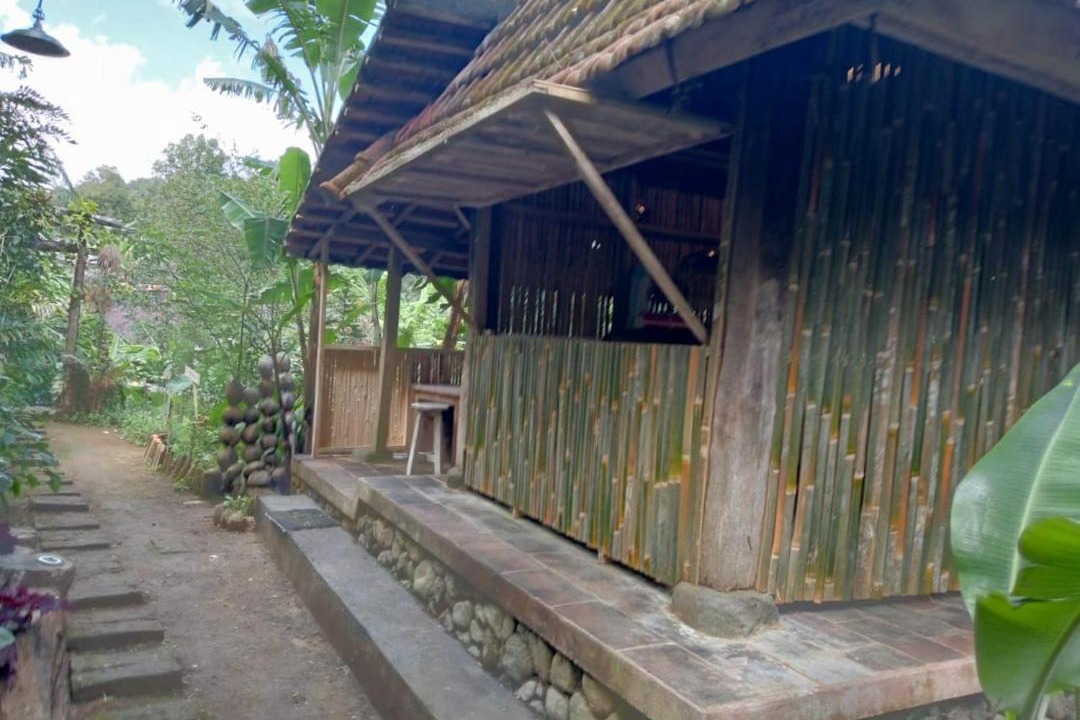 Photo of Others in Kubutambahan