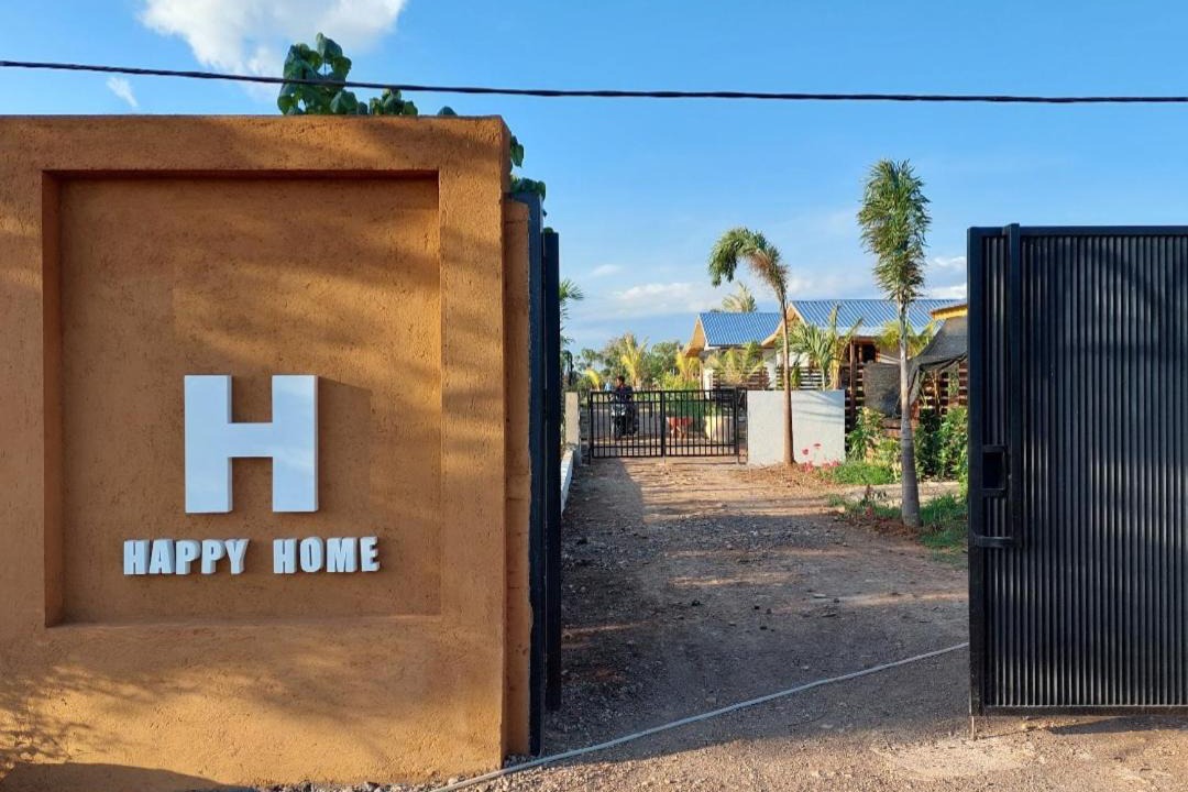 Photo of Others in Hu'u