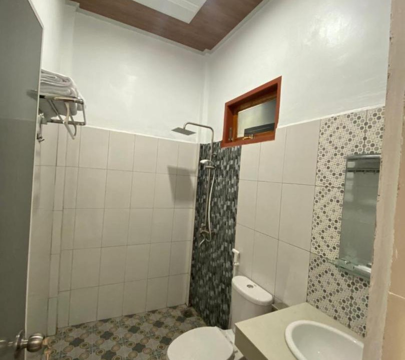Photo of Bathroom in Tuk Tuk
