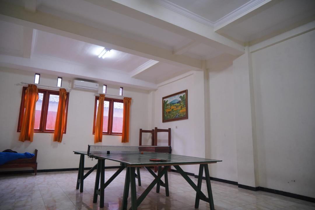 Photo of Others in Pare