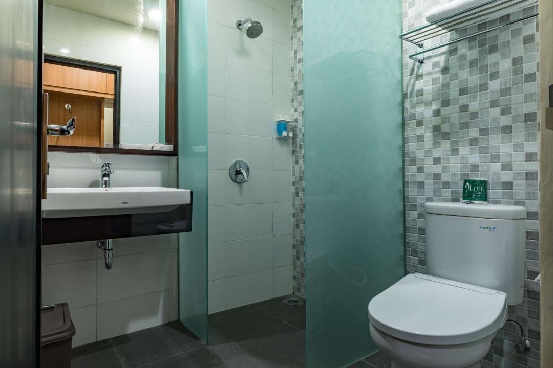Photo of Bathroom in Kartika Plaza
