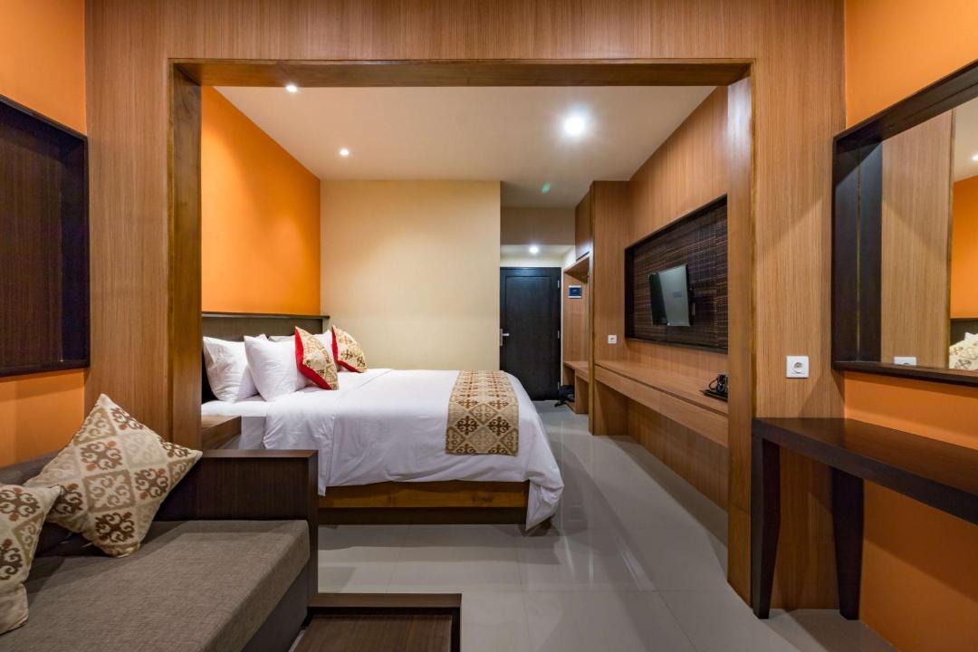 Photo of Bedroom in Kartika Plaza