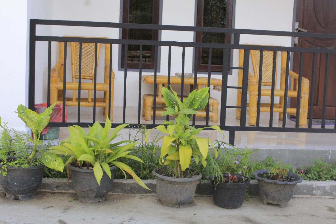 Photo of Others in Moni