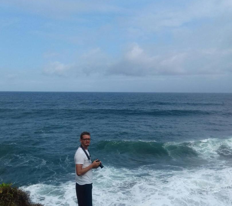 Photo of Human In Picture in Batu Karas