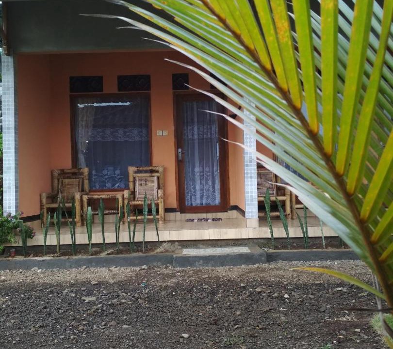 Photo of Buildings in Bayan