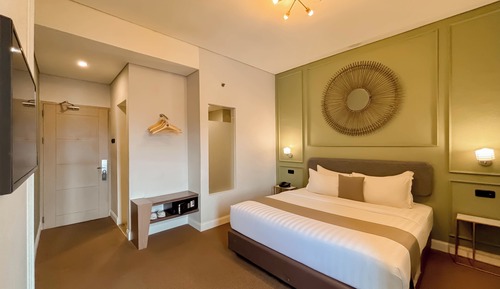 Premier Room, 1 Queen Bed, Non Smoking