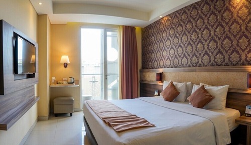Superior Room, 1 King Bed