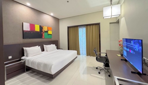 Deluxe Double or Twin Room