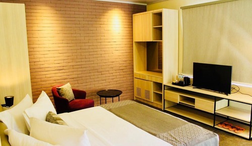 Grand Gladiator, King Bed