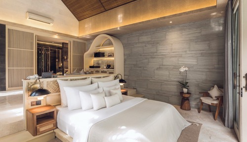 Smart 1 Bedroom Private Pool Villa - Near Construction