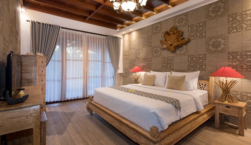 Luxury Villa, 2 Bedrooms, Pool View