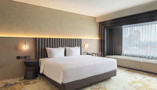 Premium Suites
