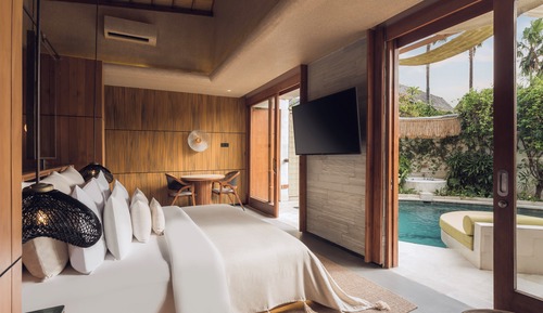 Grand Royal Smart 1 Bedroom Villa with Private Pool & Hot tub