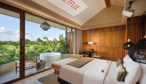 Grand Smart Suite Double with Bathtub