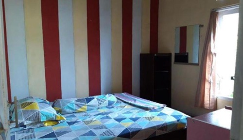Standard Double with Shared Bathroom
