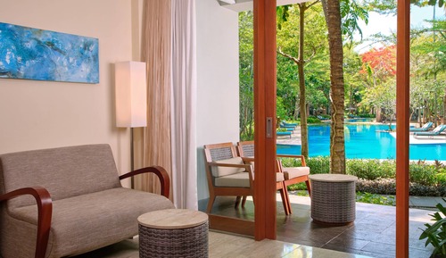 Deluxe Room, 1 King Bed, Terrace, Poolside (Pool View)