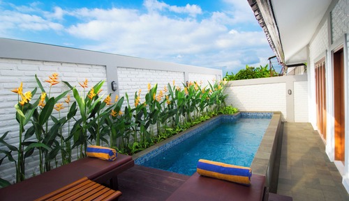 Junior Suite, Pool View