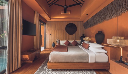 Grand Smart One Bedroom Villa with Private Pool