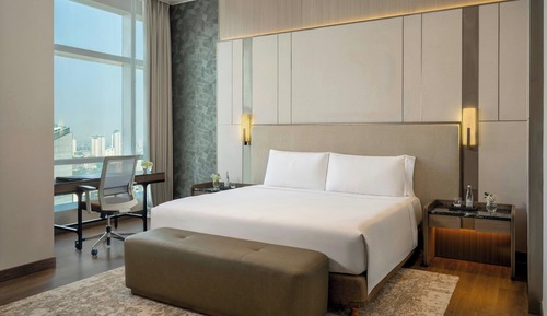 Premier Room, 1 King Bed, Non Smoking