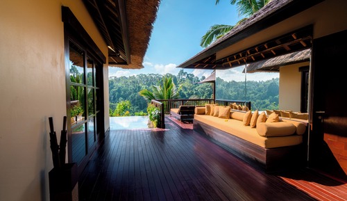Signature Pool Villa