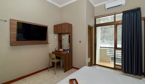 Deluxe Room, Balcony