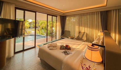 Two Bedroom Villa with Pool