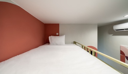 Premium Room, Mezzanine