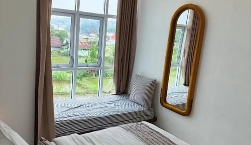 Basic Triple Room, Garden View