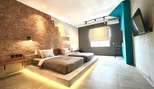 Deluxe Quadruple Room