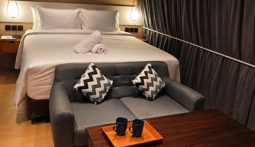 Premier Studio Suite, Mountain View