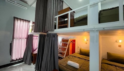 Standard Shared Dormitory