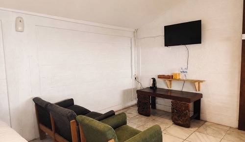 Classic Suite, Balcony, Hill View