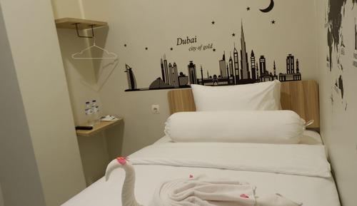 Deluxe Single Room