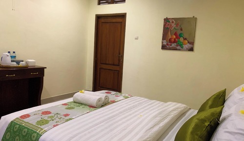 Standard Double Room, Balcony, Garden View