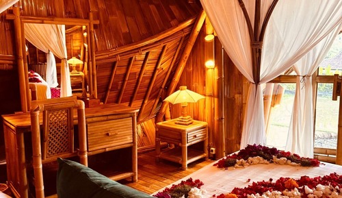 Honeymoon Villa, 1 King Bed, Kitchenette, Garden View