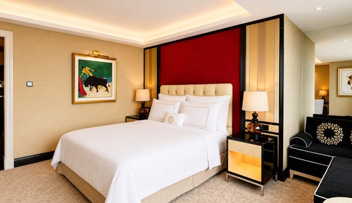 Premier Room