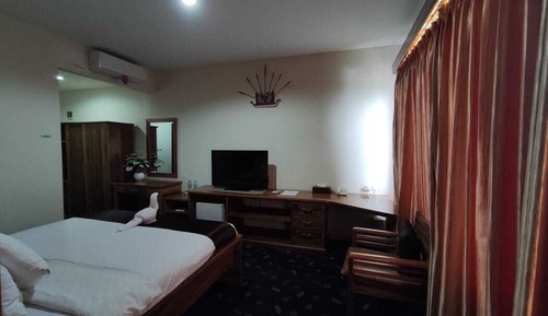 Royal Room