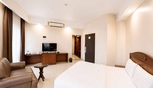 Deluxe Single Room, City View