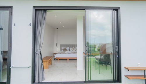 Deluxe Ocean View Room