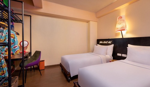 Dash Two Bedrooms - Free 4 Bottles Beer
