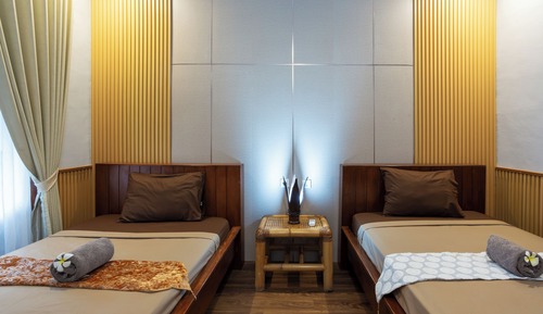 Superior Twin Room, Garden View