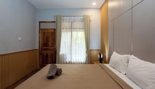 Superior Double Room, 1 King Bed, Garden View