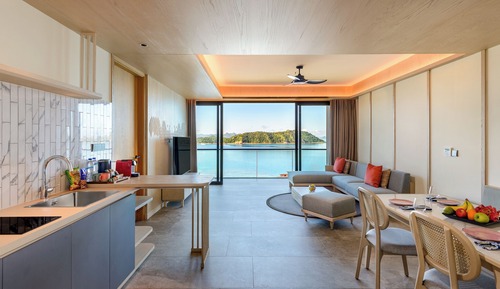 Signature Ocean Suite