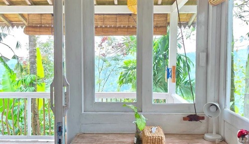 Double Room, Hill View