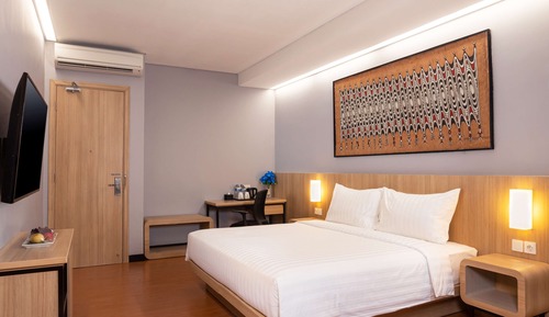 Deluxe Room, 1 Bedroom (Shower Only)