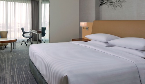 Suite, 1 Bedroom, City View