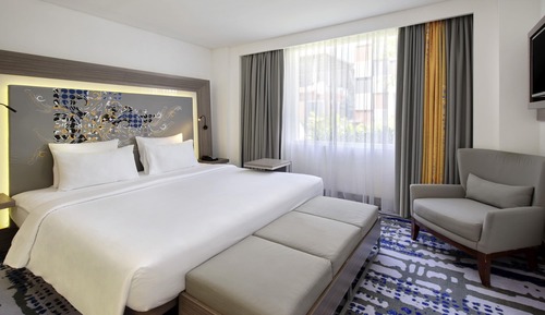 Suite, 1 Double Bed with Sofa bed (Free Access to Premiere Lounge)