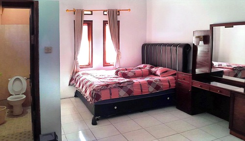 Family Villa, 5 Bedrooms, Patio, Garden View