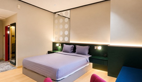 Deluxe Double Room, City View